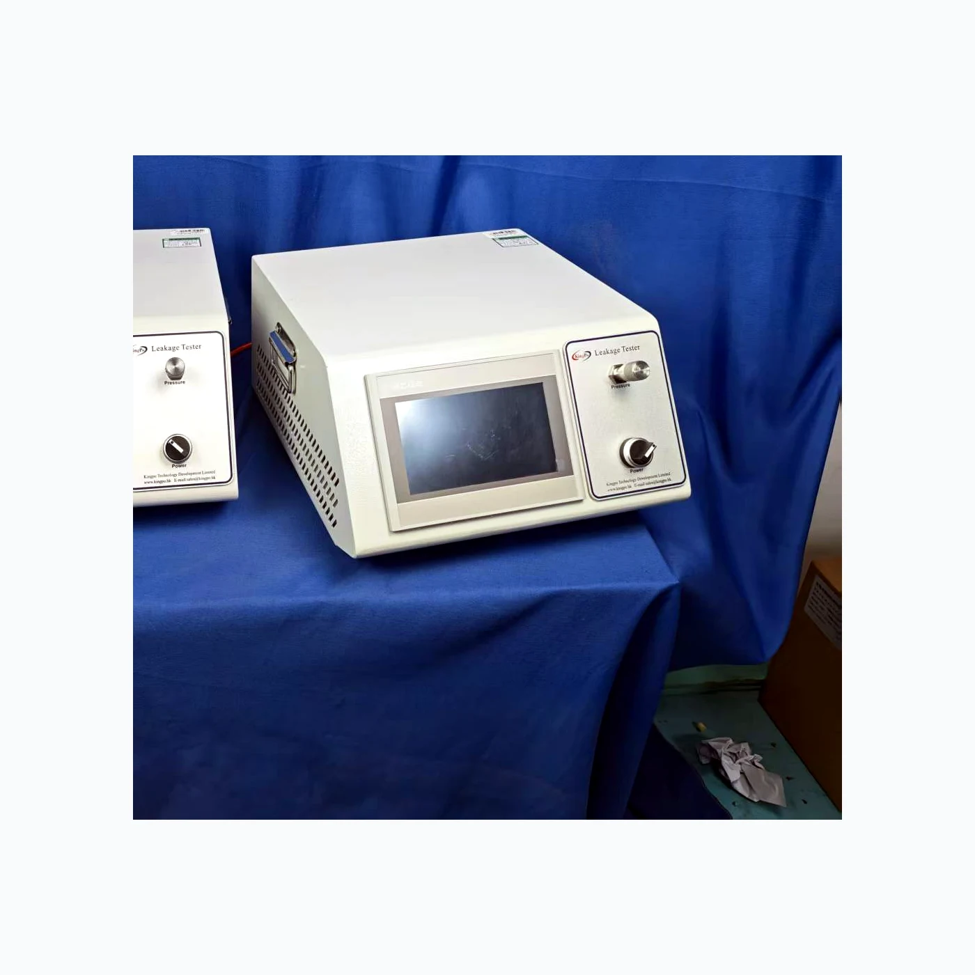 ISO 80369-20 Annex B Liquid Leakage Tester test equipment view from an additional angle